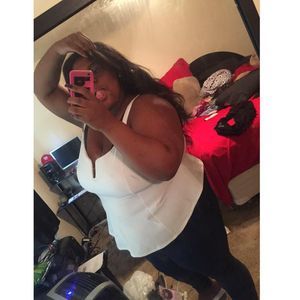 Meet your Posher, Alexis